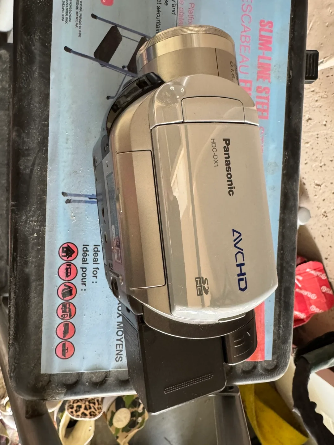 Panasonic HD Camcorder - HDC-DX1 thumbnail