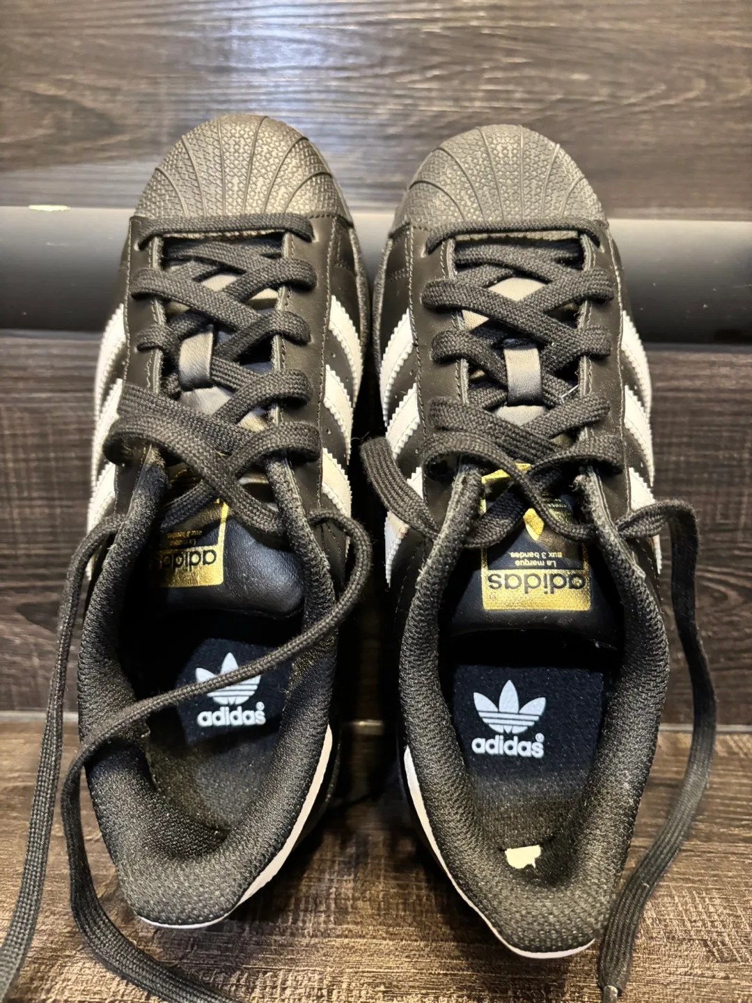 Adidas Superstar Shoes - Black/White Size 4 thumbnail