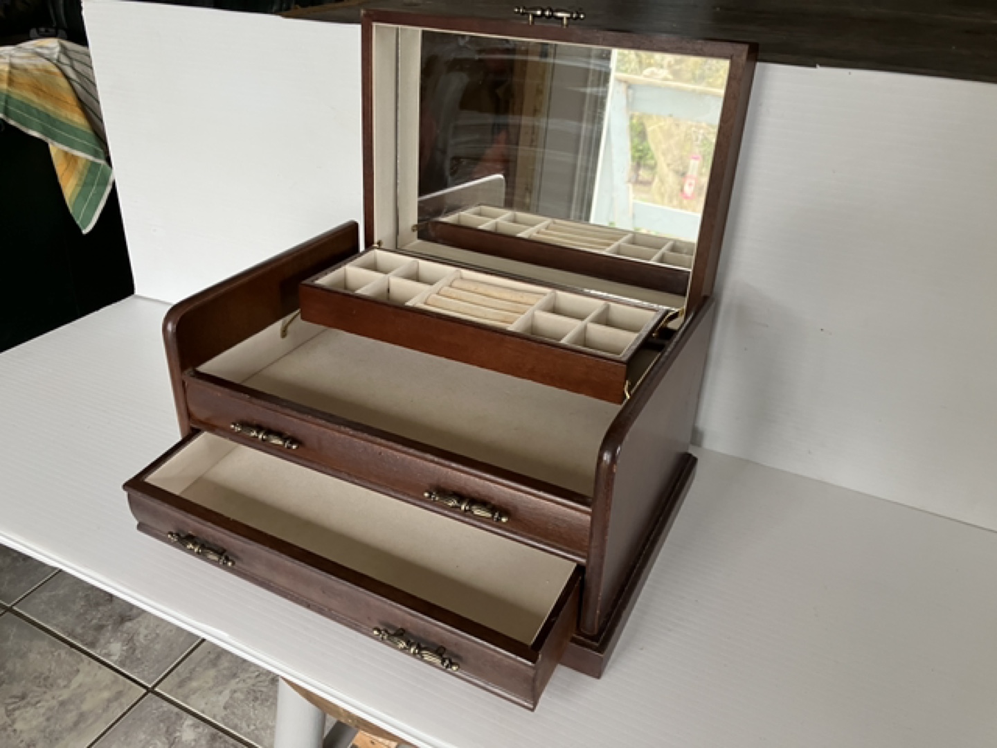 Vintage Wooden Jewellery Box with Mirror - photo 4