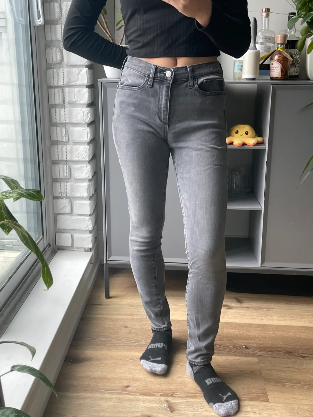 GAP Grey Skinny Jeans thumbnail