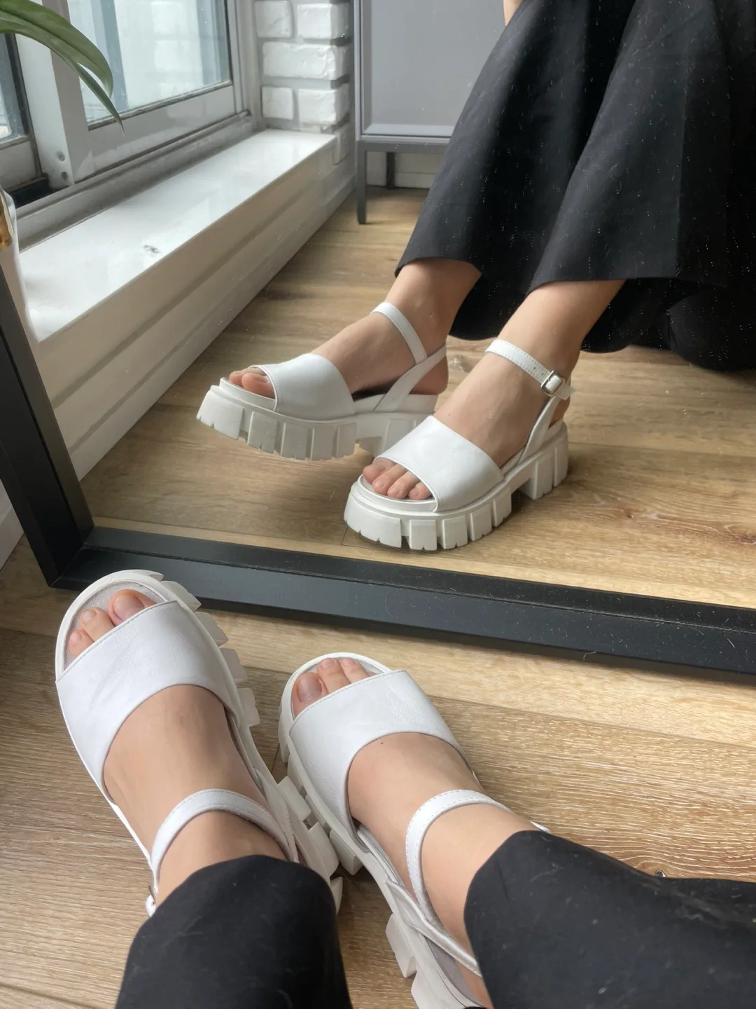 White Leather Platform Sandals thumbnail