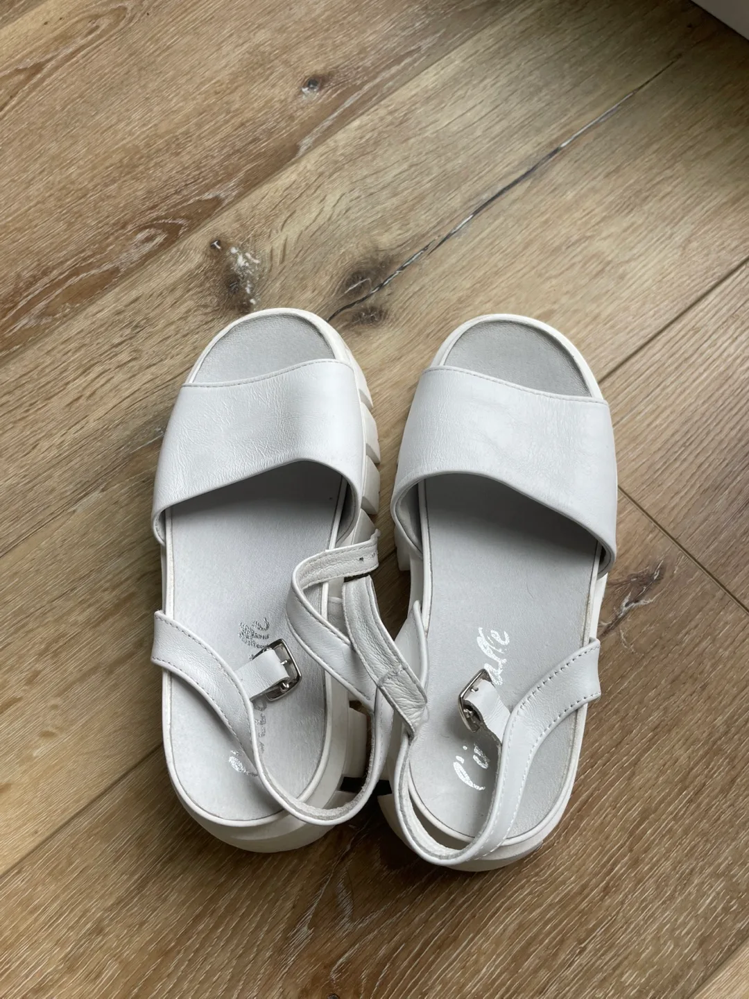 White Leather Platform Sandals image indicator(4)