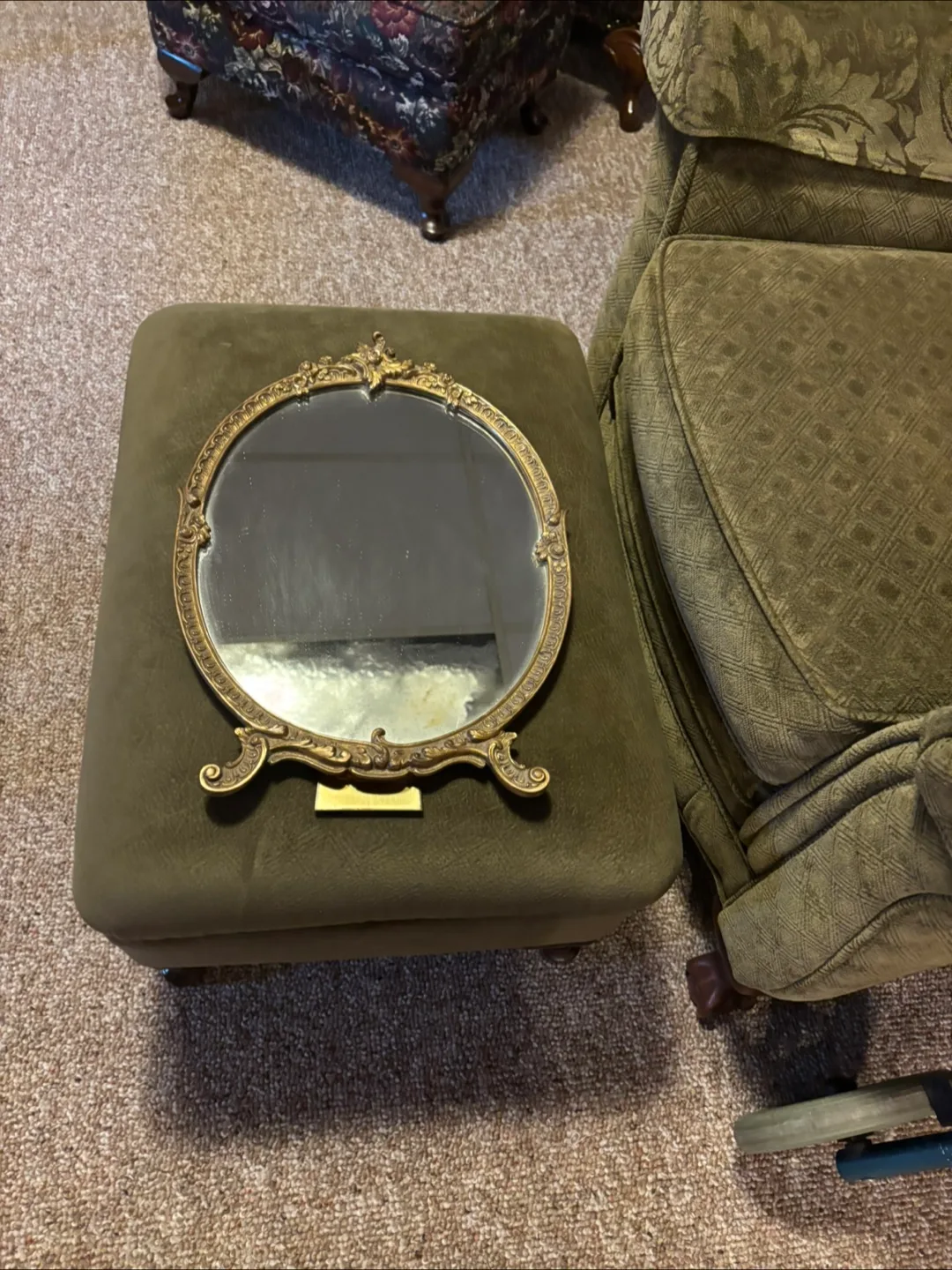 Antique Gold Oval Hand Mirror thumbnail