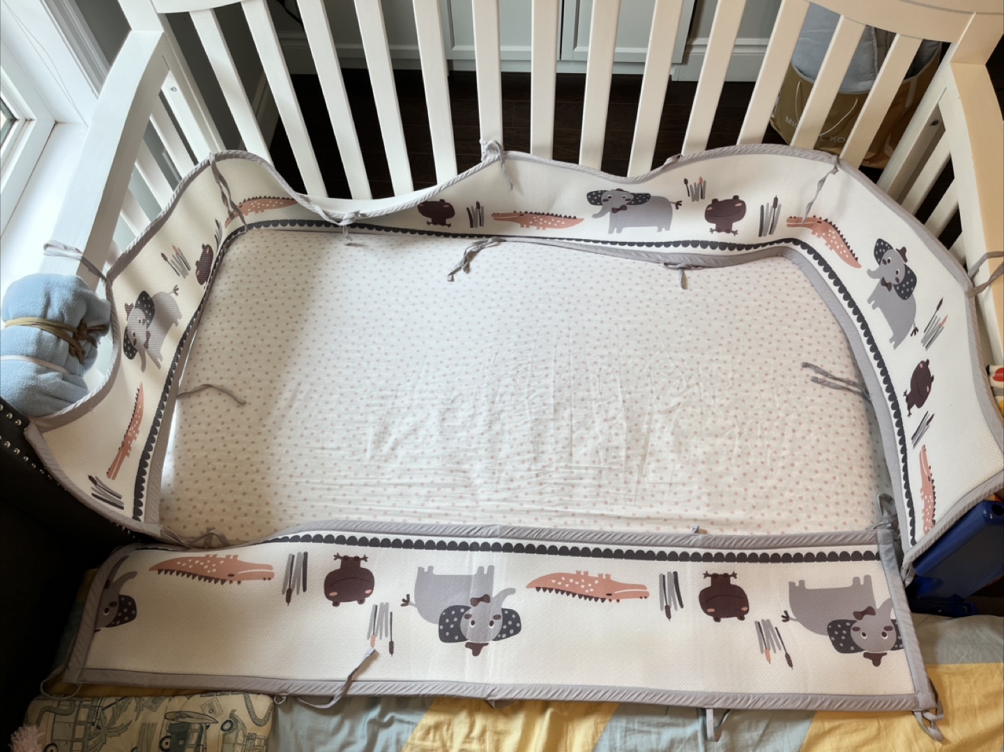 BreathableBaby Crib Bumper, Animals Print, 4 Sides