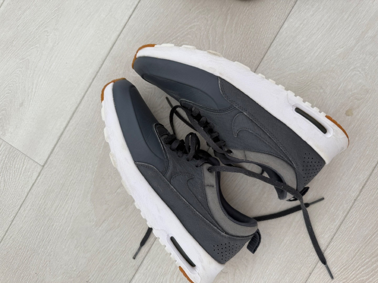 nike air max thea size 5