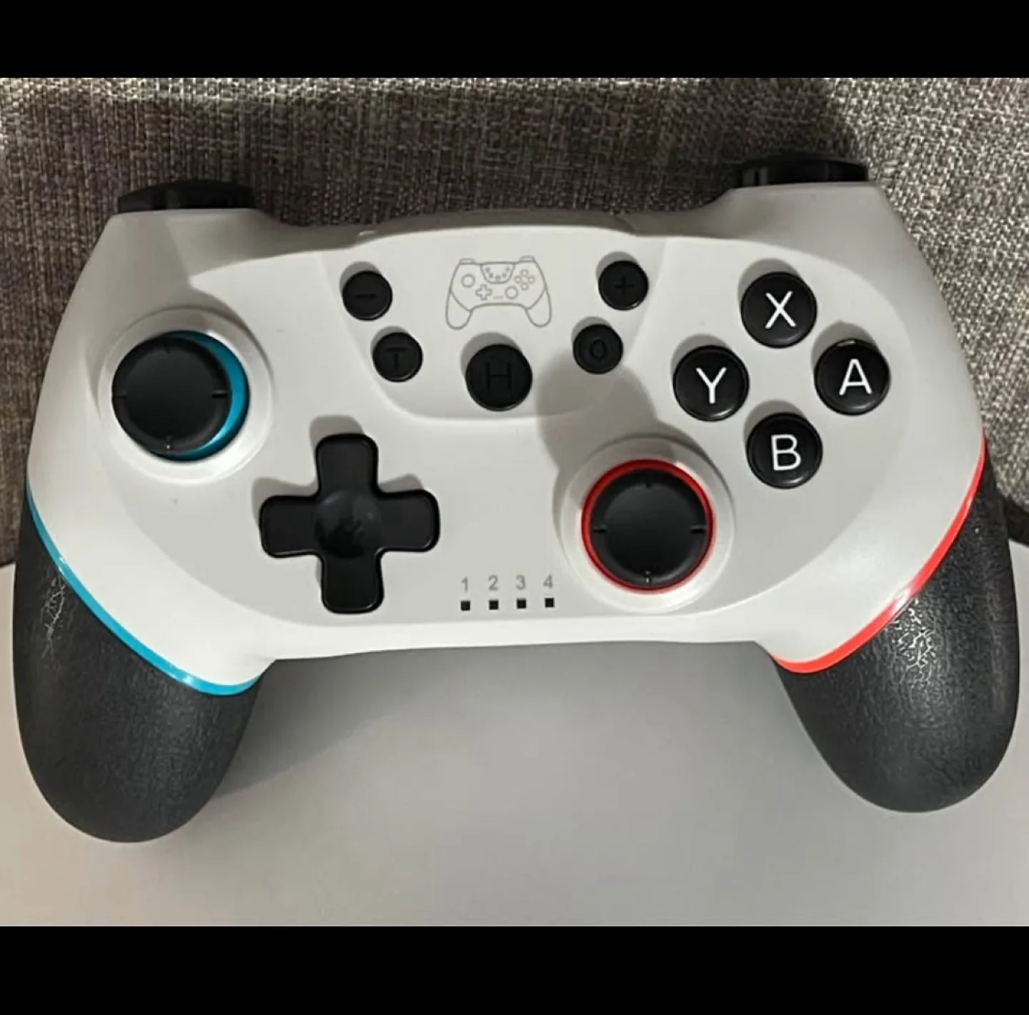 Wireless Controller for Nintendo Switch - White image indicator(4)