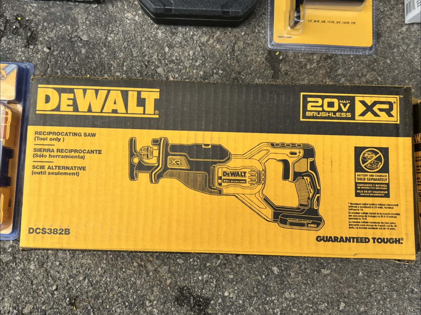 Bulk Lot of New Dewalt and Husky Tools - photo 2