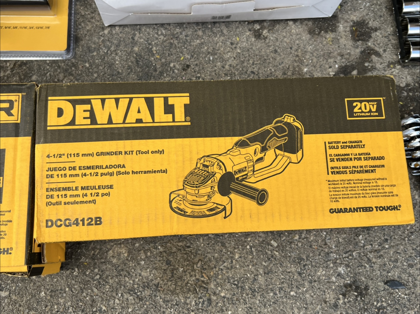 Bulk Lot of New Dewalt and Husky Tools - photo 3