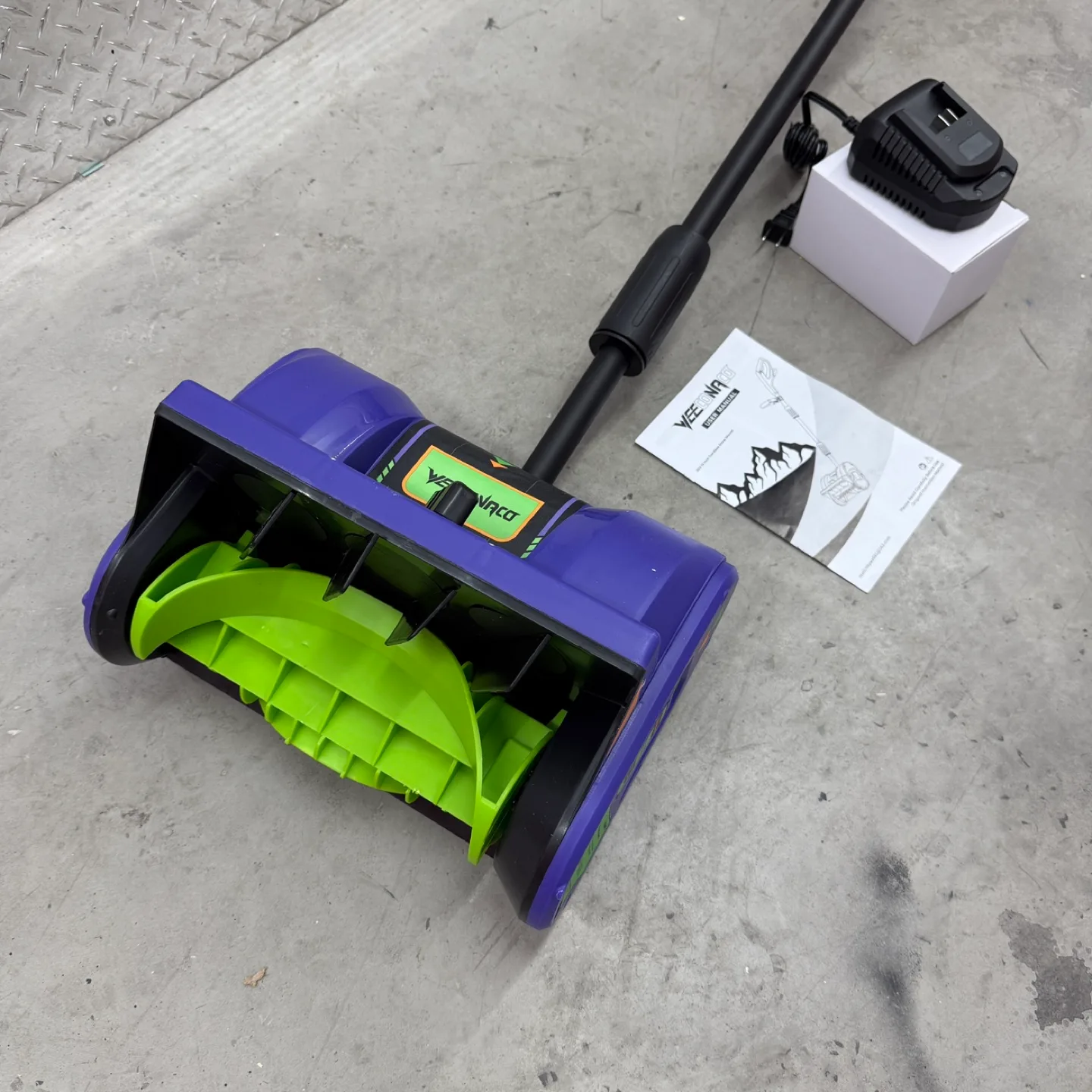 WeeConco 20V Cordless Snow Shovel thumbnail