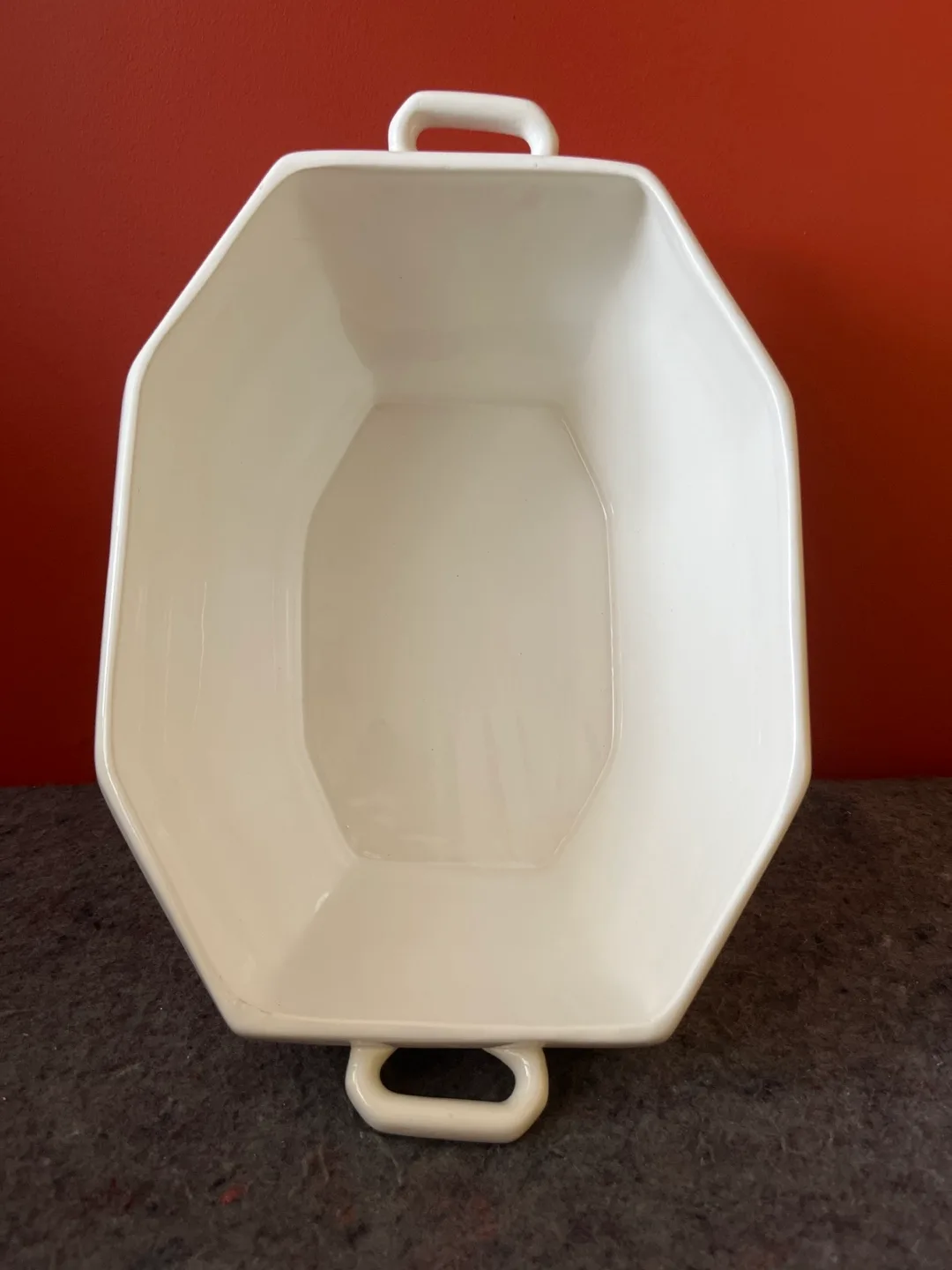 Vintage White Octagonal Serving Bowl with Handles image indicator(2)