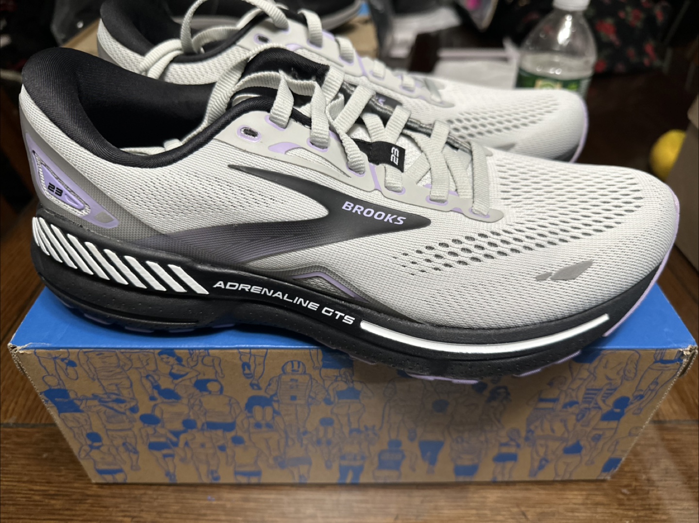 Brooks Adrenaline GTS 23 Running Shoes - Women's Size 10 - photo 4