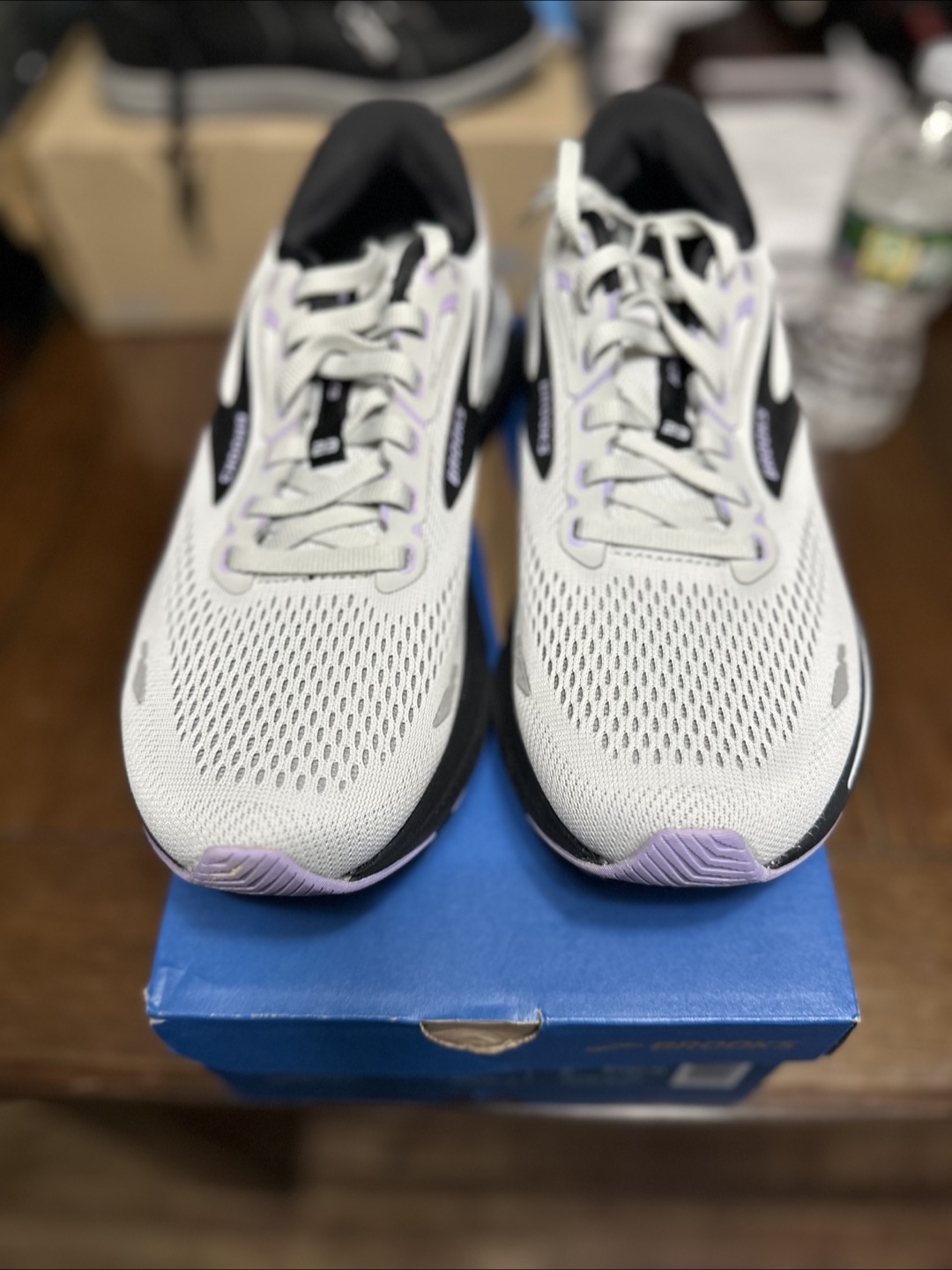 Brooks Adrenaline GTS 23 Running Shoes - Women's Size 10
