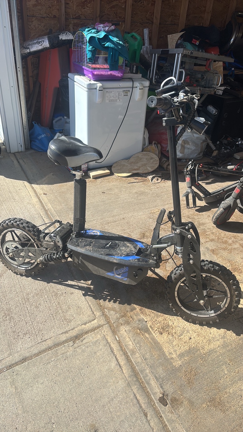 Rosso Motors Off-Road Electric Scooter