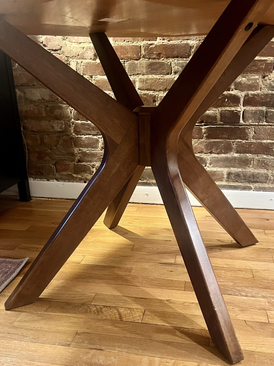 Round wood dining table mid-century modern style - photo 5