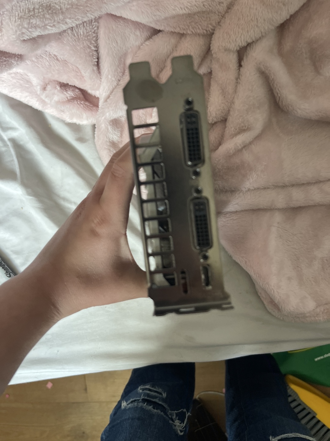 GTX 500 Series Graphics Card - photo 2