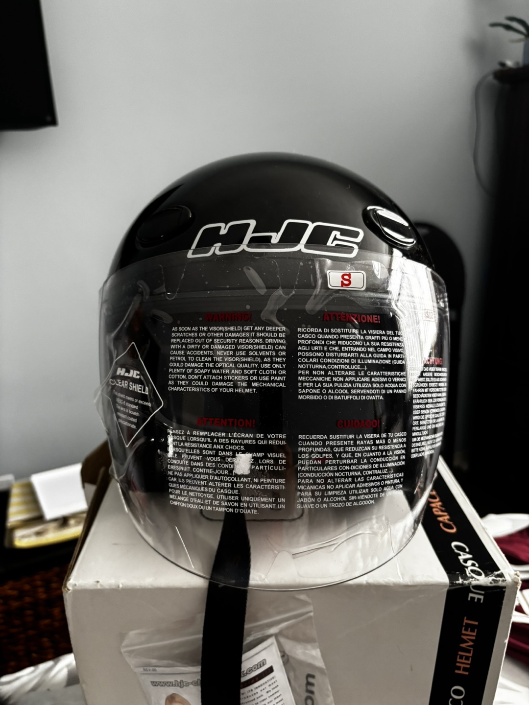 HJC CL-33 Black Motorcycle Helmet Size Small - photo 2