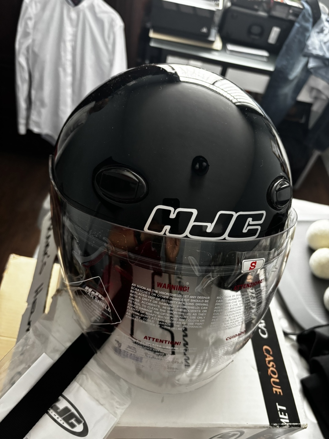 HJC CL-33 Black Motorcycle Helmet Size Small - photo 3