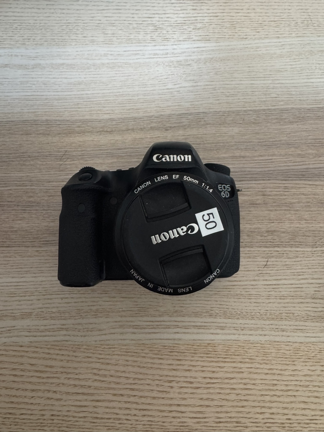 Canon EOS 6D DSLR Camera with 50mm Lens (PLEASE READ!)