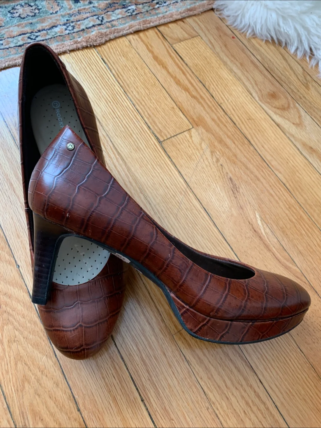 Rockport Women's Brown Crocodile-Embossed Heels thumbnail