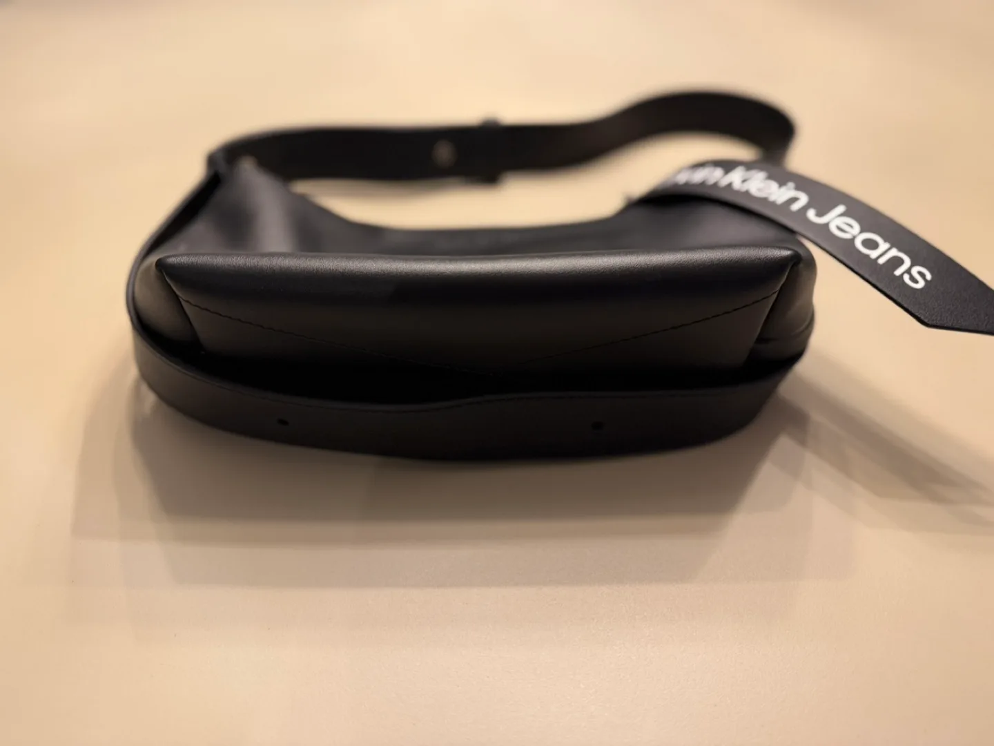 Calvin Klein Jeans Black Shoulder Bag image indicator(3)