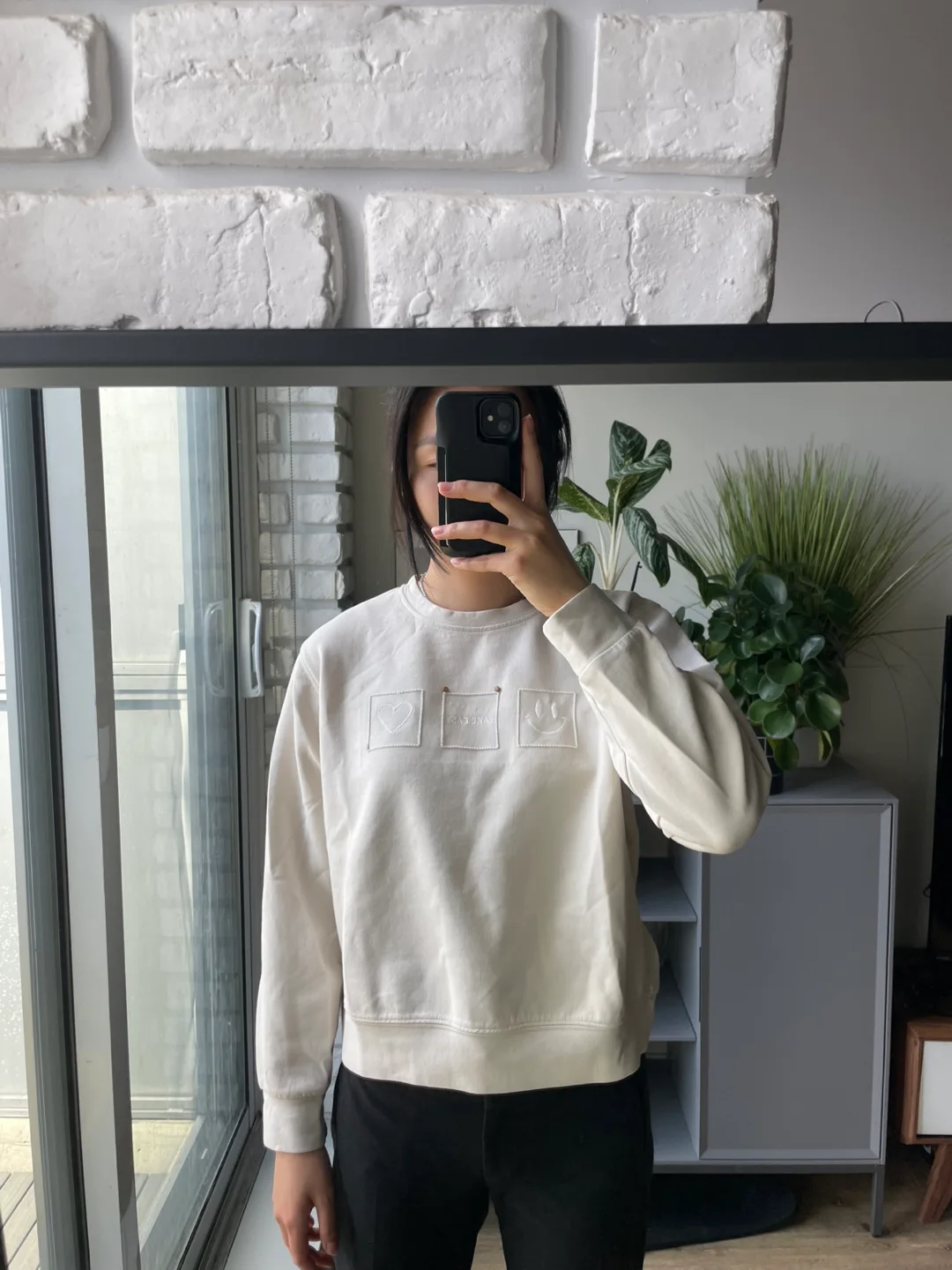 Bonita Off-White Crewneck Sweatshirt thumbnail