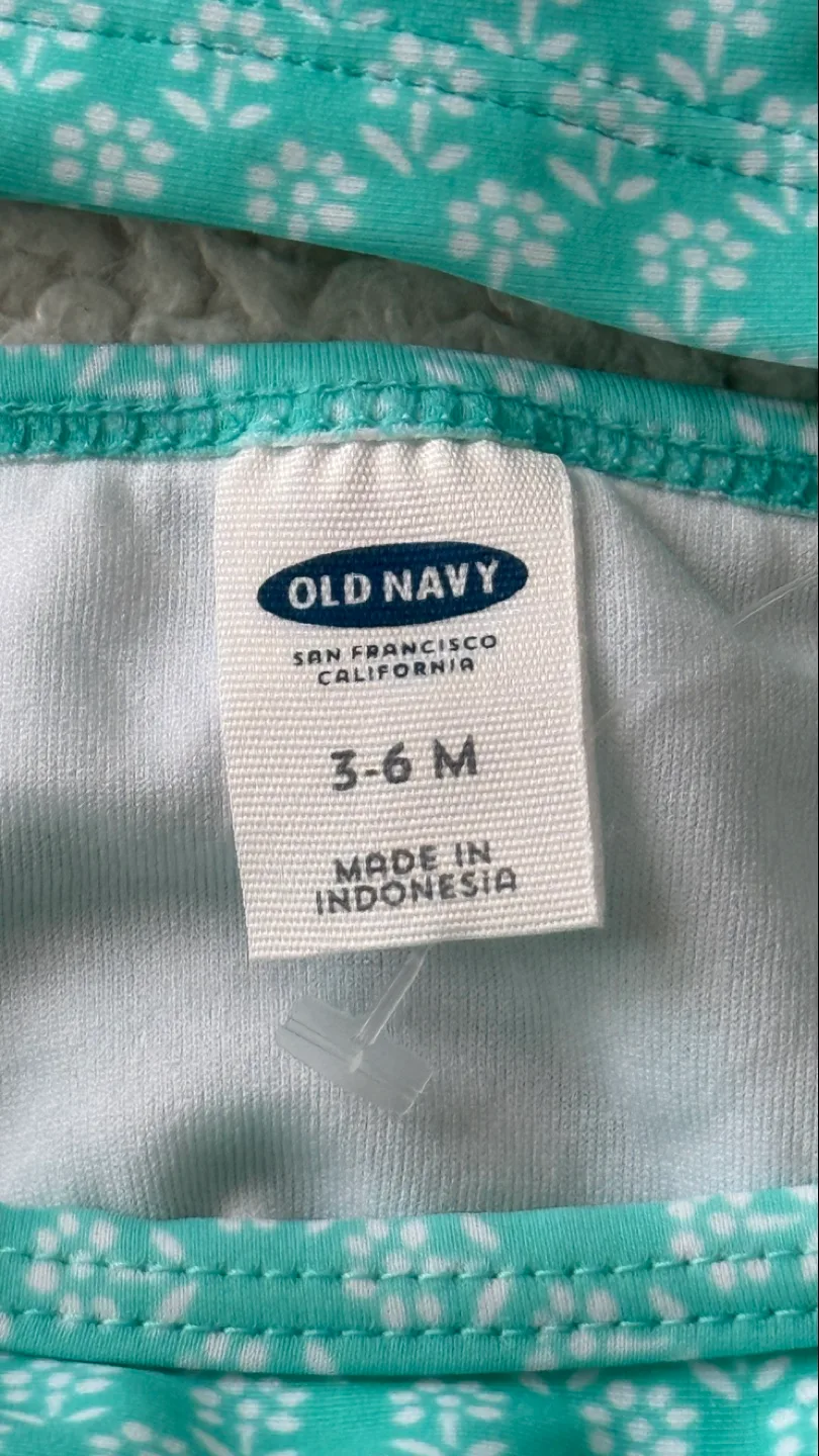 Old Navy Girls' Teal Floral Swimsuit (3-6M) 🧡 image indicator(3)