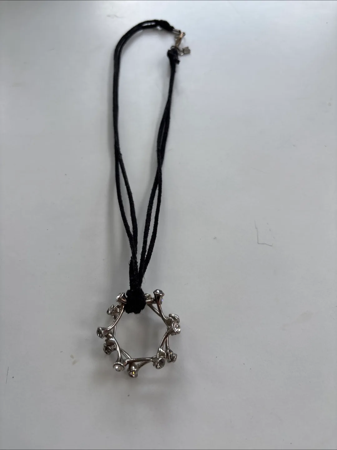 Unique Silver Tone Crystal Necklace thumbnail