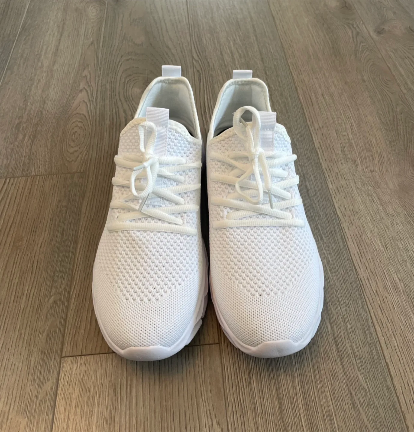White Knit Sneakers - Size 9.5 image indicator(2)