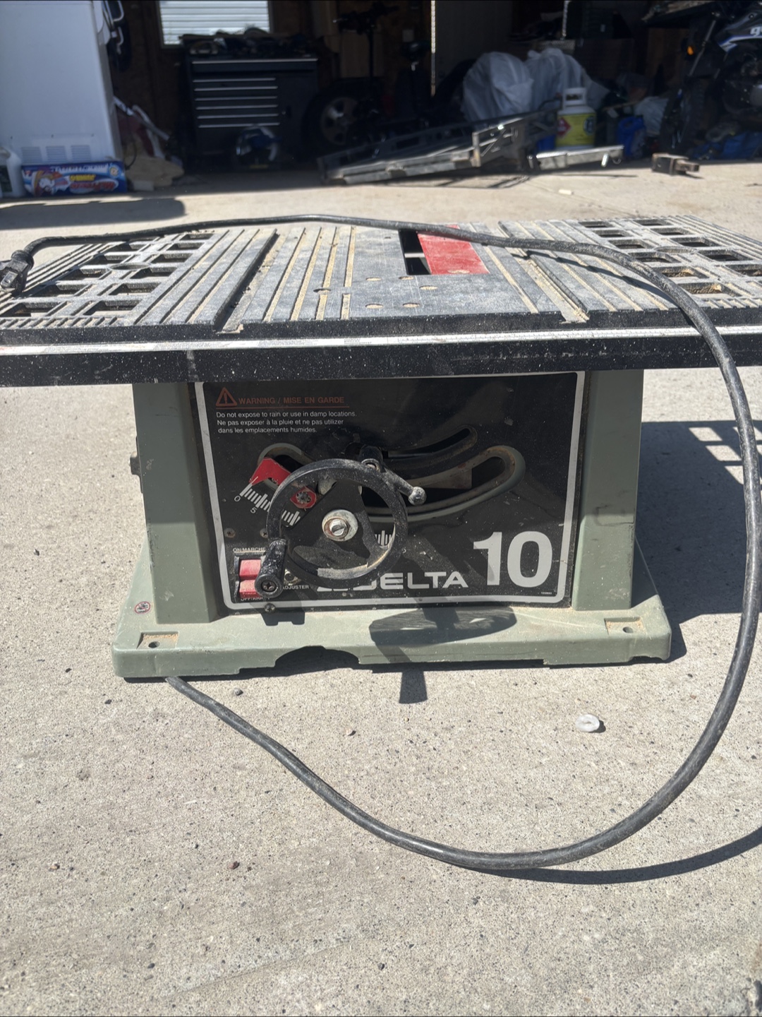 Delta 10-Inch Table Saw