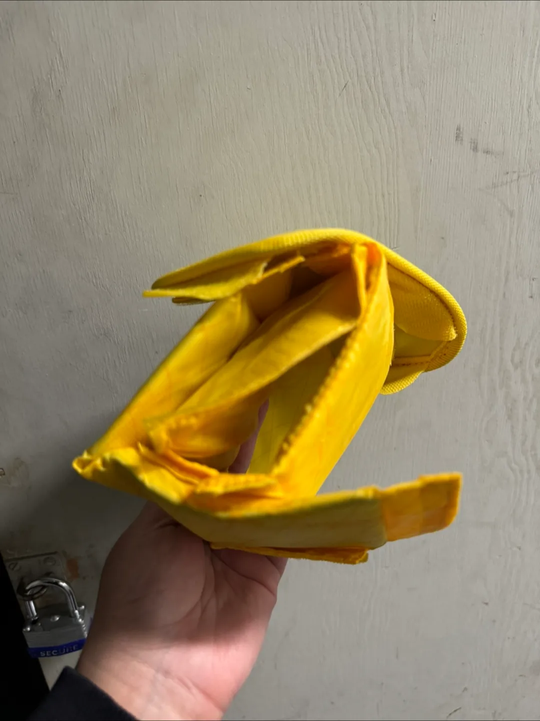 Explorer Camera Sling Bag image indicator(6)