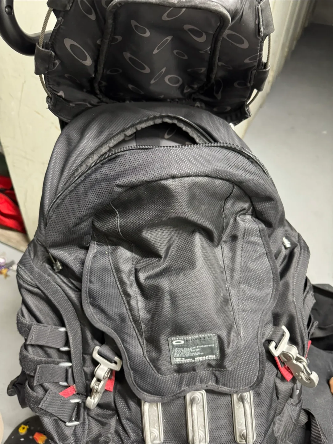Oakley Tactical Airborne Backpack image indicator(4)