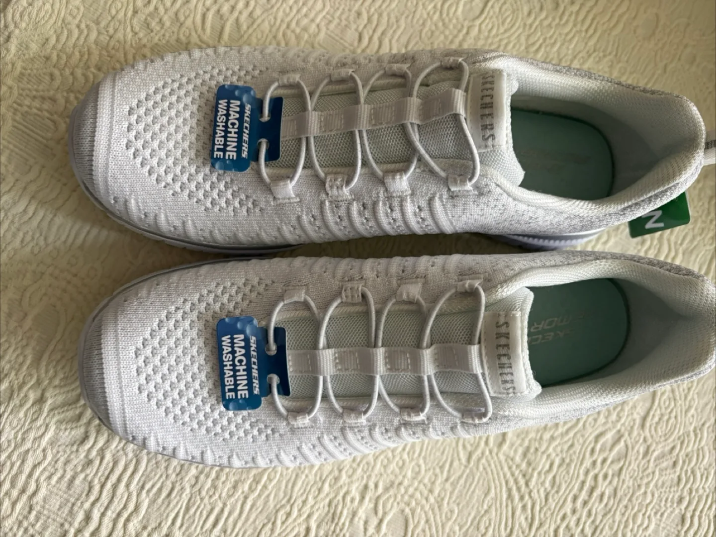 Brand new Skechers Women's slip-ons Shoes -- Size 9.5 thumbnail