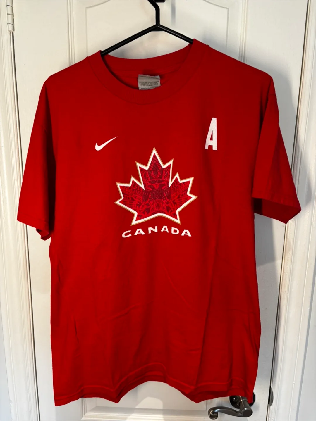 Nike Team Canada Crosby T-shirt  Size Large thumbnail