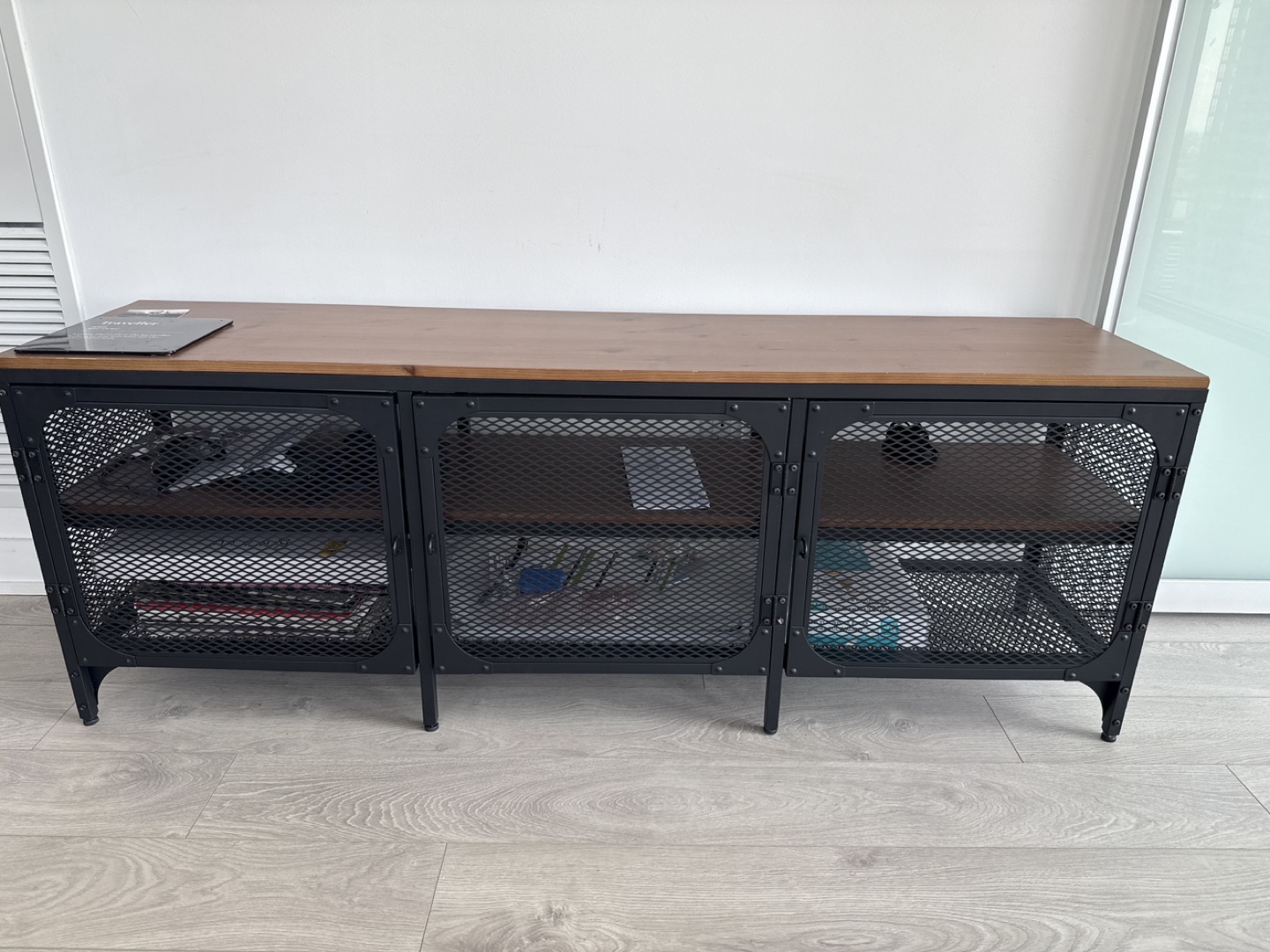 JALLBO TV unit