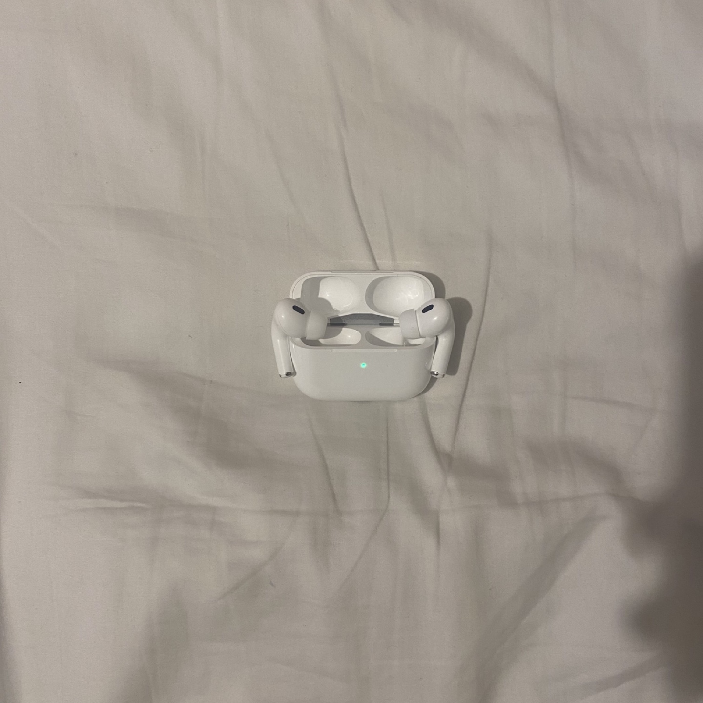 Apple AirPods Pro (2nd generation) - photo 3