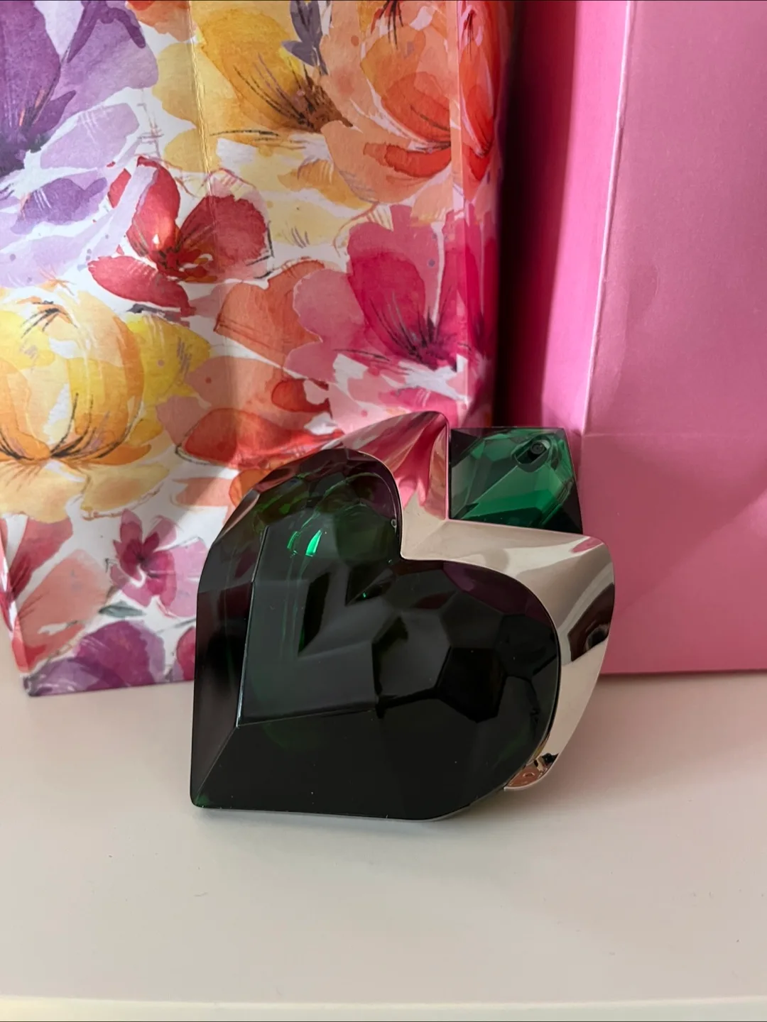 Mugler Aura Eau de Parfum thumbnail