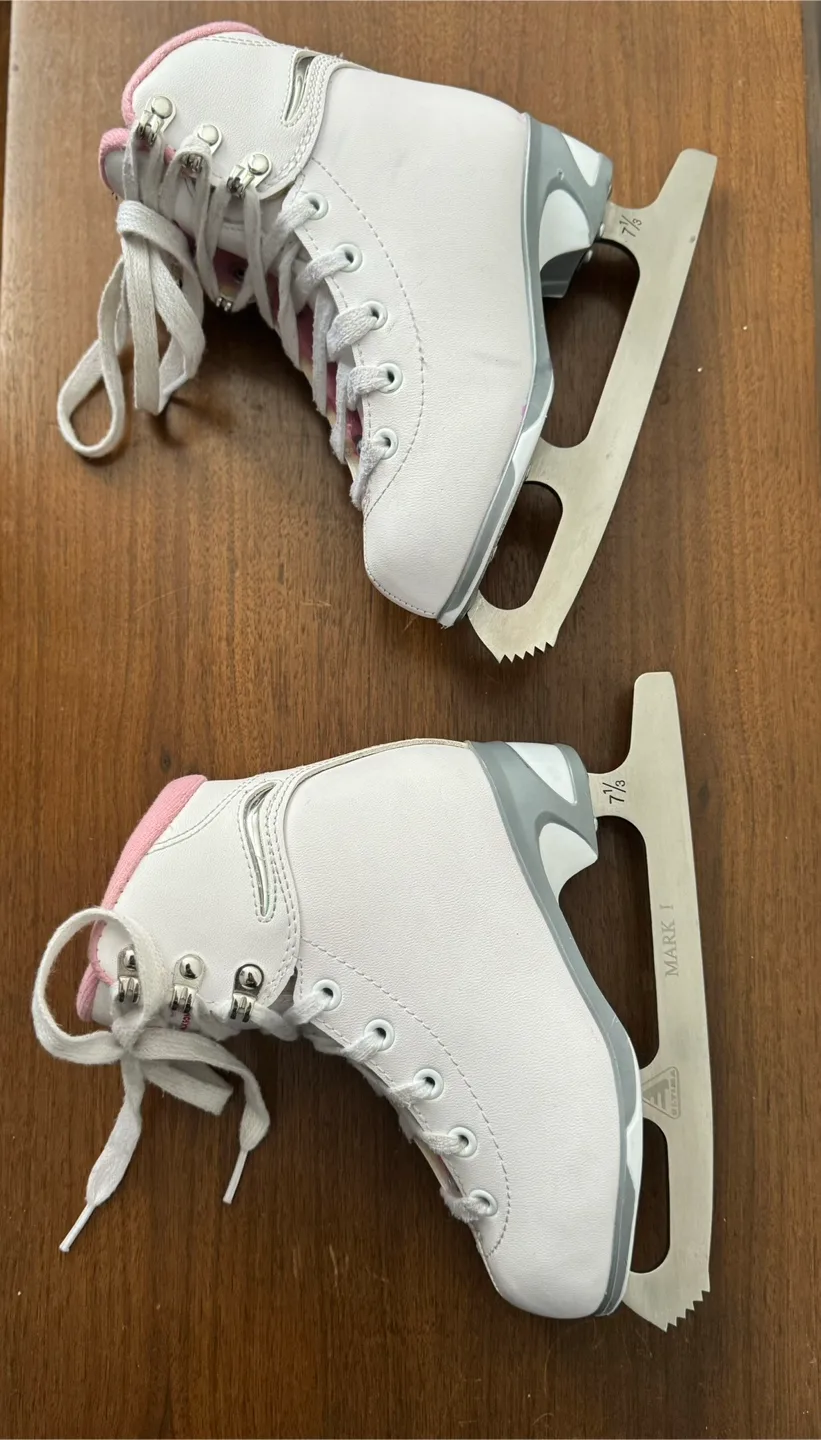 Girls' Cameo Jackson Mark I Figure Skates - Size 7/8 image indicator(2)