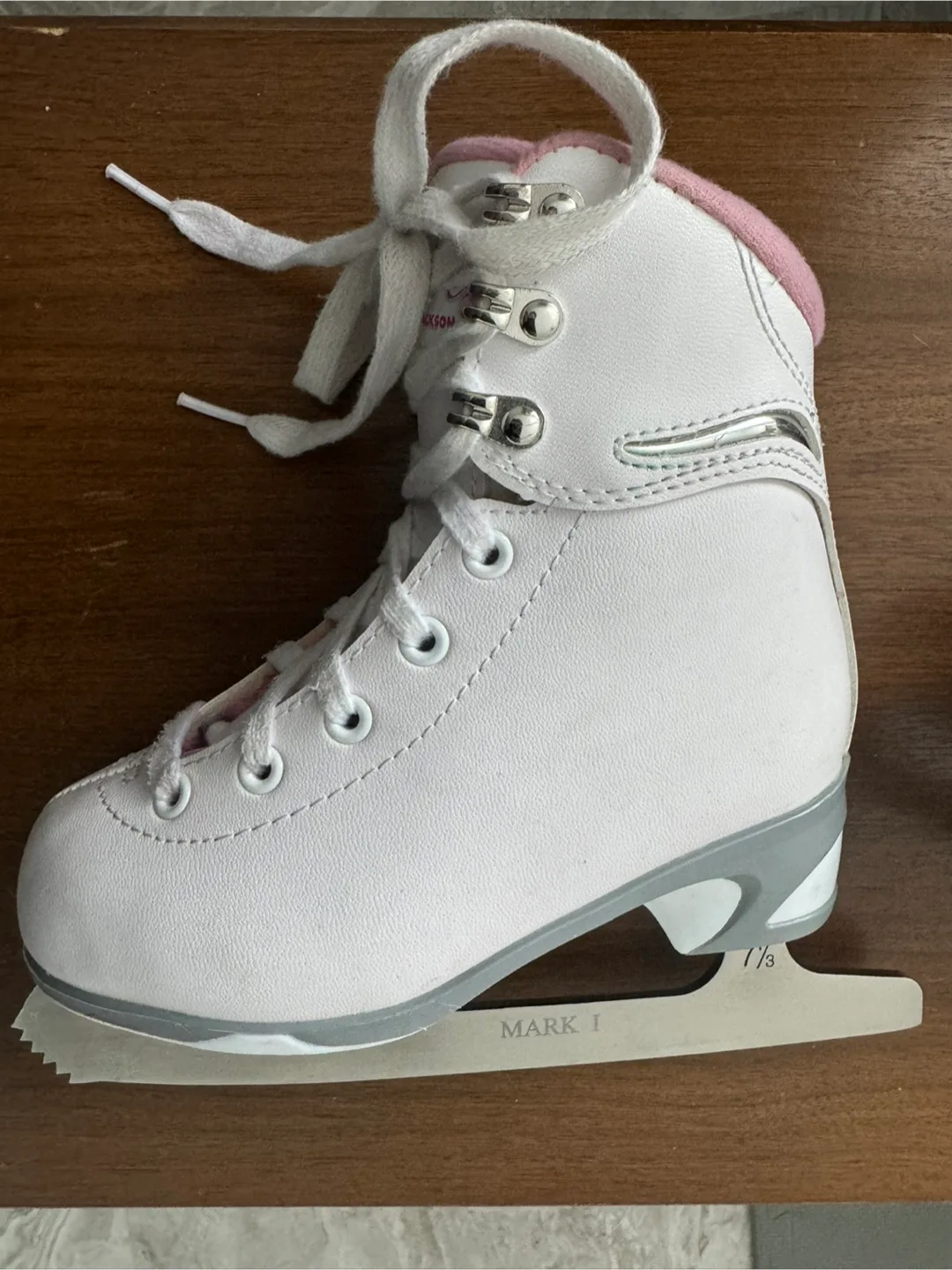 Girls' Cameo Jackson Mark I Figure Skates - Size 7/8 image indicator(3)