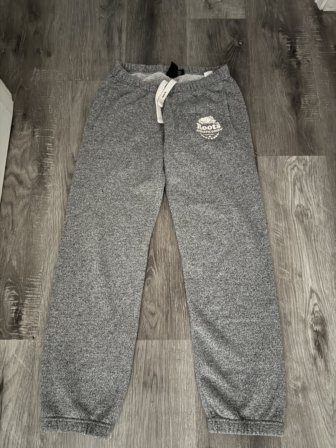 Roots Grey Zip-Up Hoodie and Joggers Set - photo 3