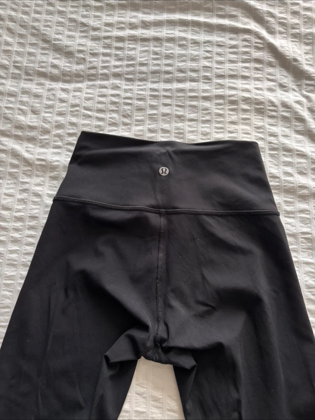 Lululemon Black Leggings image indicator(2)