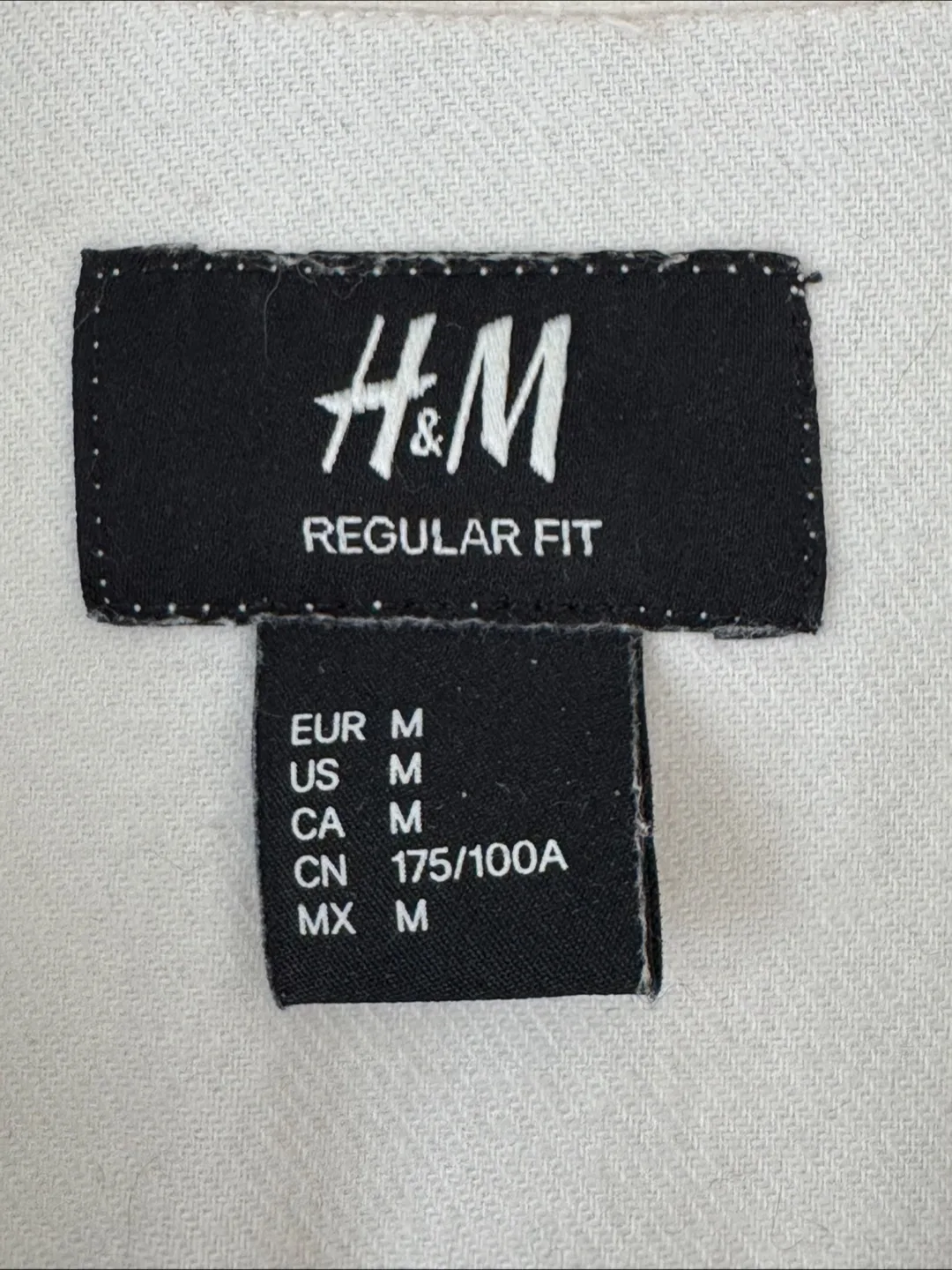 H&M Men's Size Medium creamy Shirt image indicator(3)