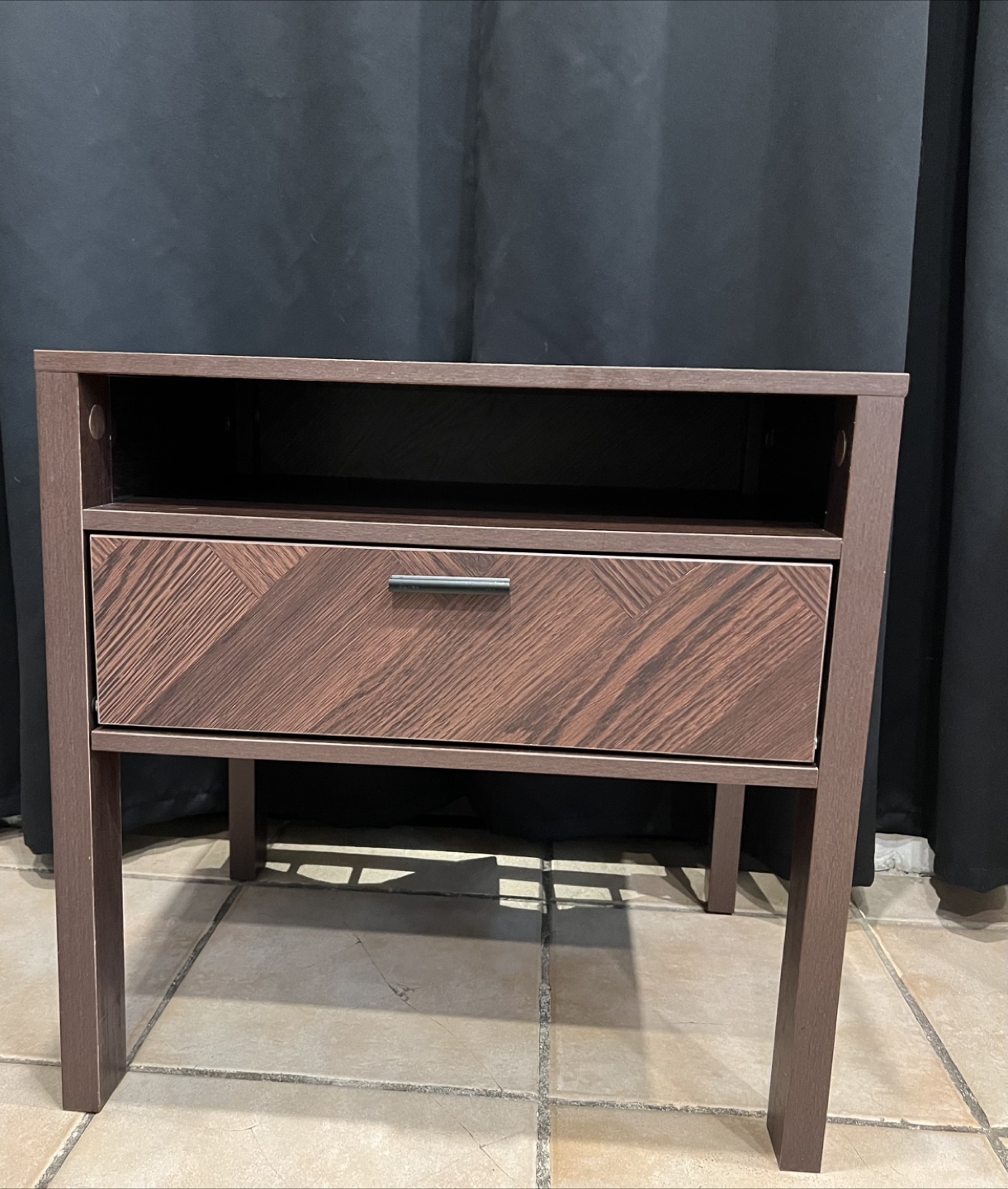 Nightstand / side table - photo 2