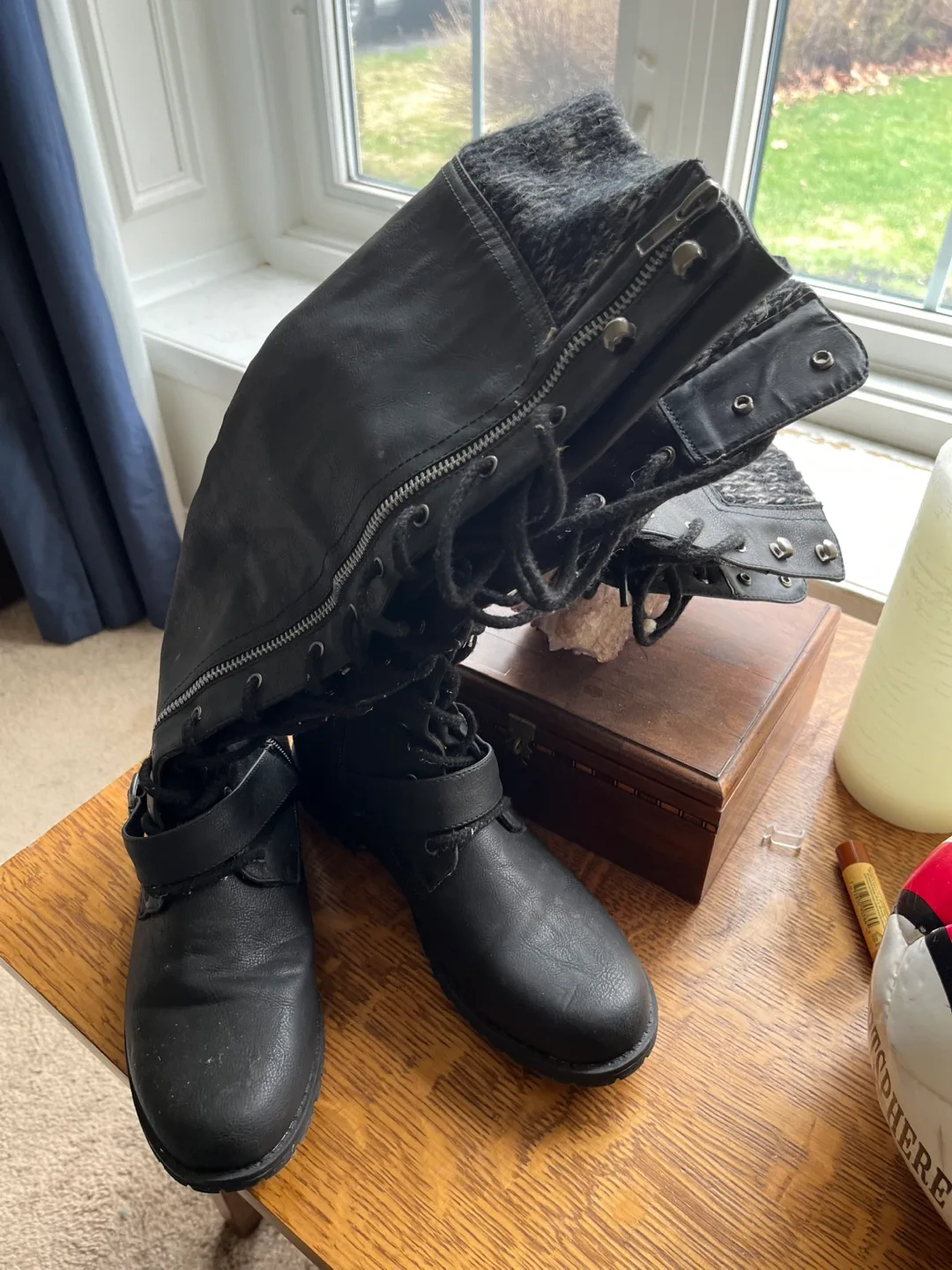 #freecycle  Black Knee-High Lace-Up Boots with Knit Cuff thumbnail