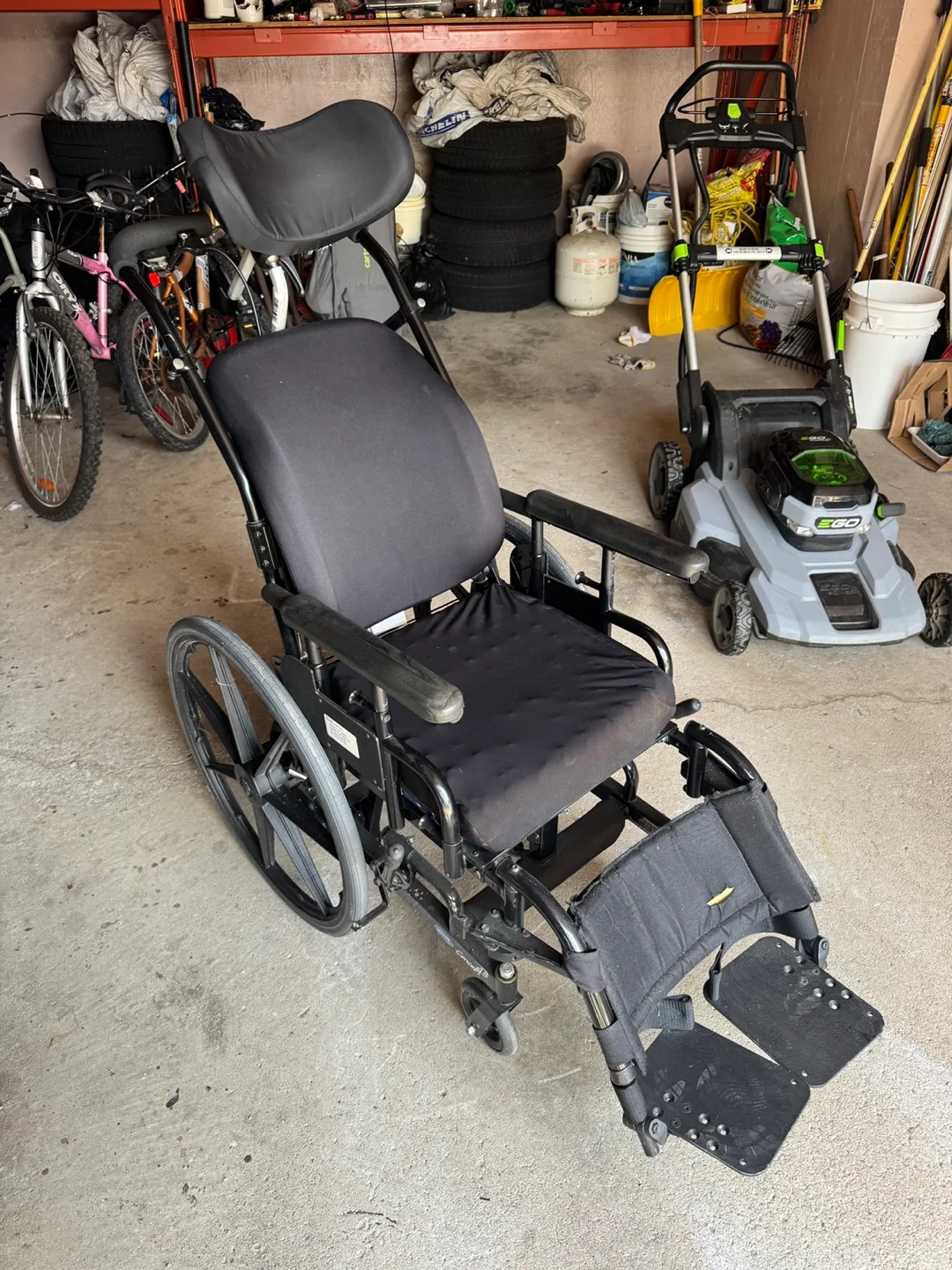 ROHO Wheelchair with Headrest and Leg Rests thumbnail
