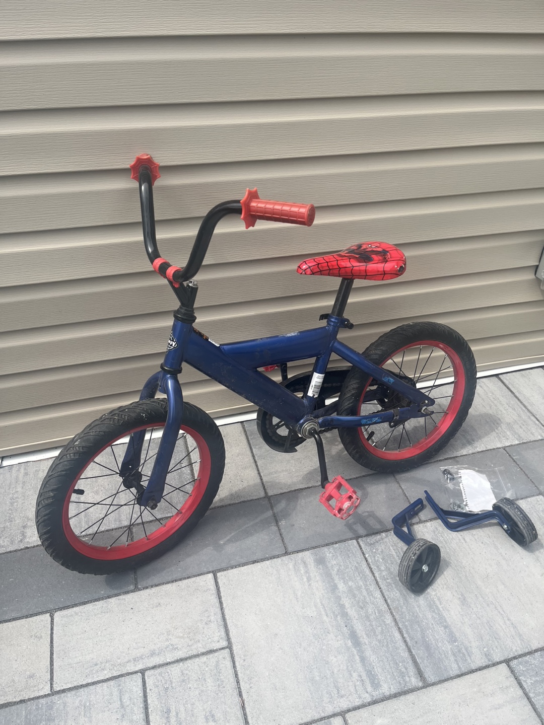 Spiderman 16" Kids Bike with Training Wheels