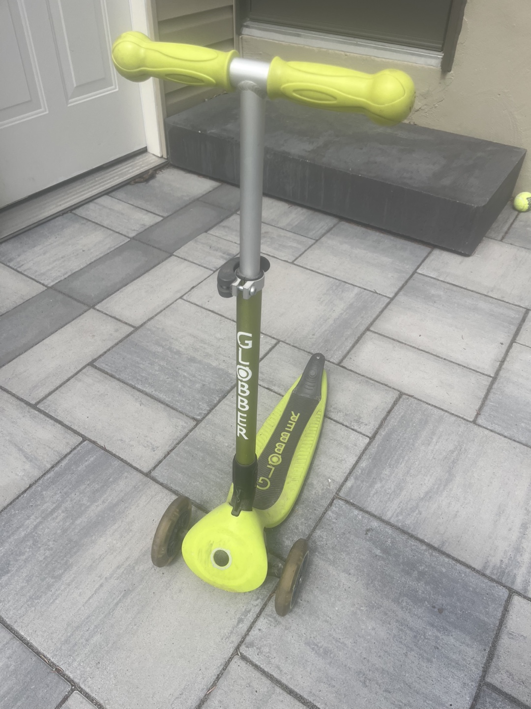 Globber Primo Scooter - Lime Green