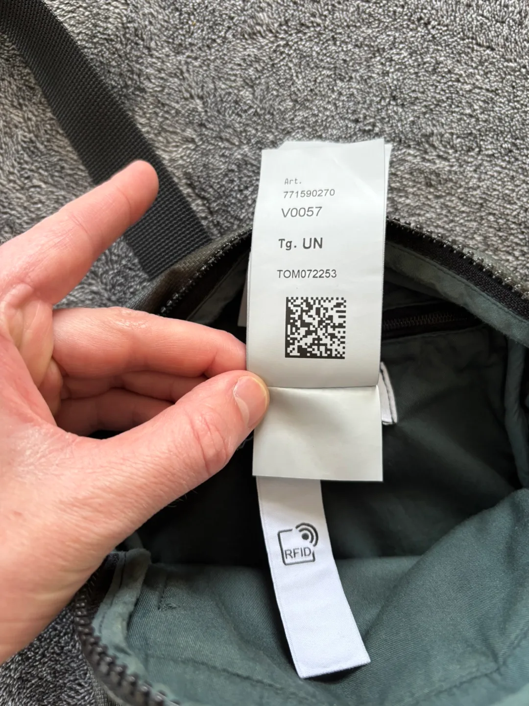 Stone Island Green Shoulder Bag image indicator(7)