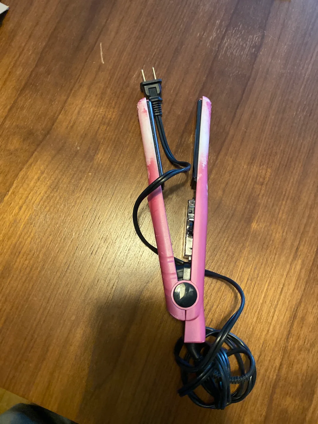 Revlon Style Salon Titanium Flat Iron image indicator(2)