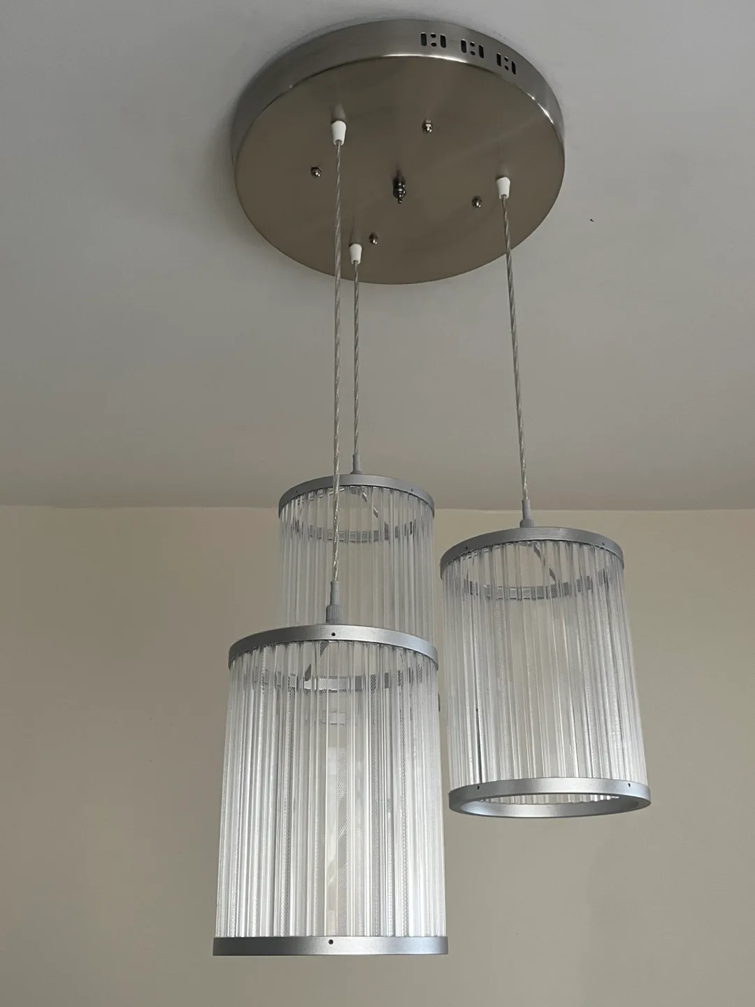 Brand new Modern 3-Light Pendant Light Fixture image indicator(2)