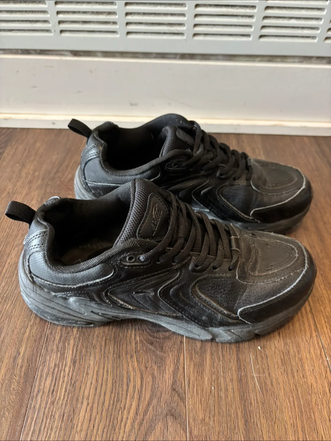 Women’s Black Leather Sneakers thumbnail